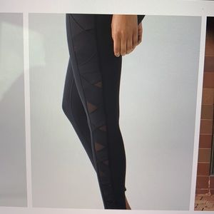 Lululemon black leggings with mesh sides